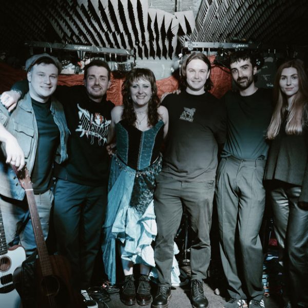 Lea G Hope and Anchor Headline