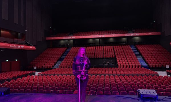 Pippa Griffin Bonus Arena Hull