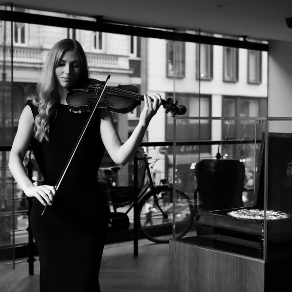 Pippa Griffin violin - Her Majesty's Masterpiece The Crown Coin