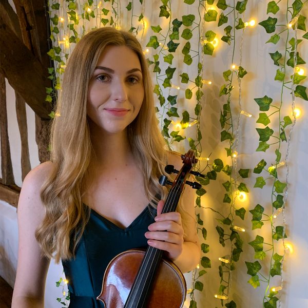 Pippa Griffin wedding violinist